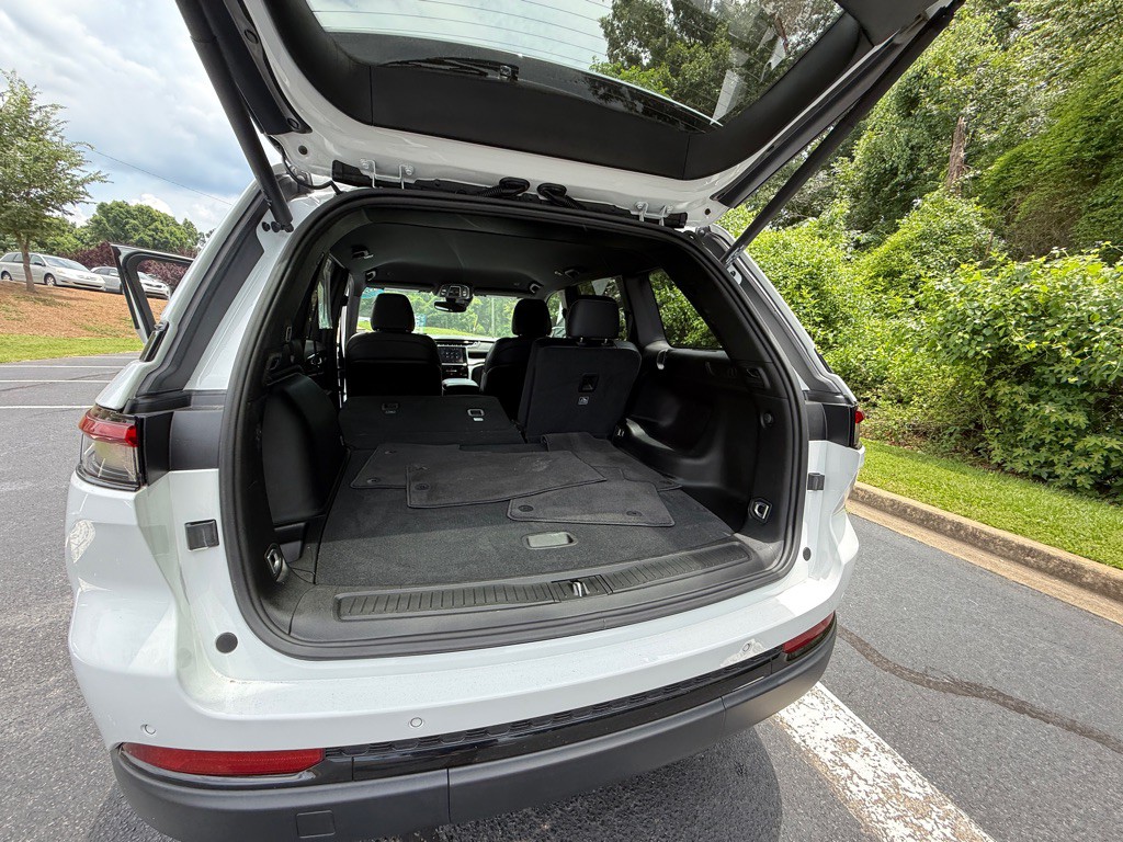 2023 Jeep Grand Cherokee Image 24