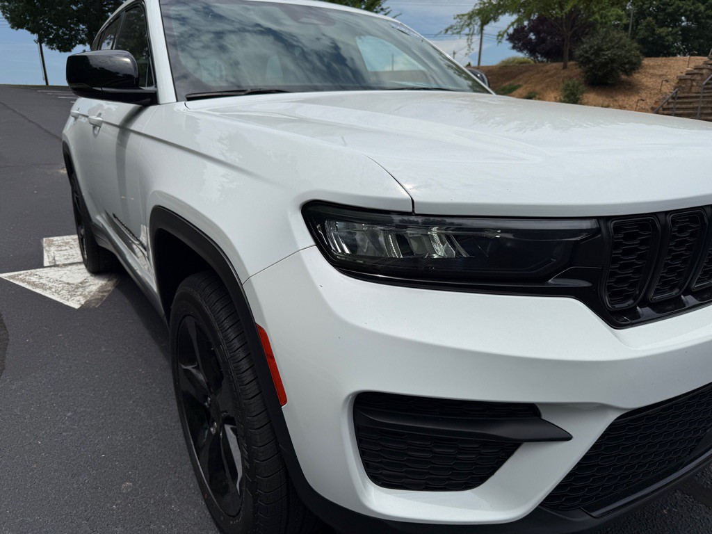2023 Jeep Grand Cherokee Image 27