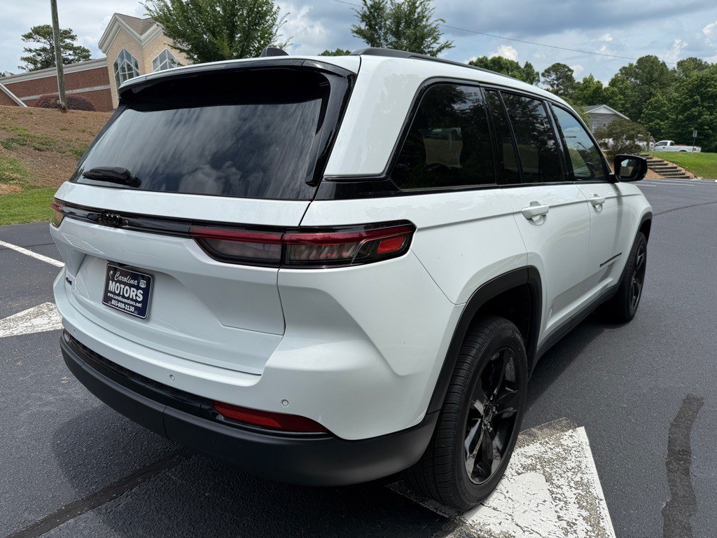 2023 Jeep Grand Cherokee Image 30