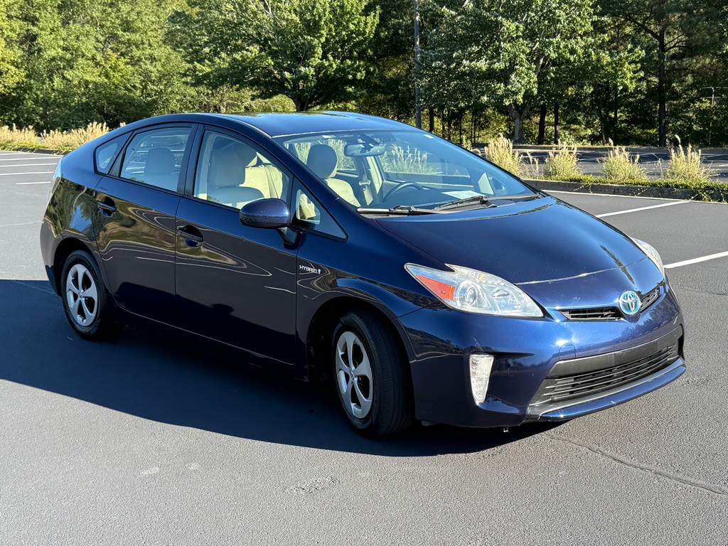 2012 Toyota Prius Image 5