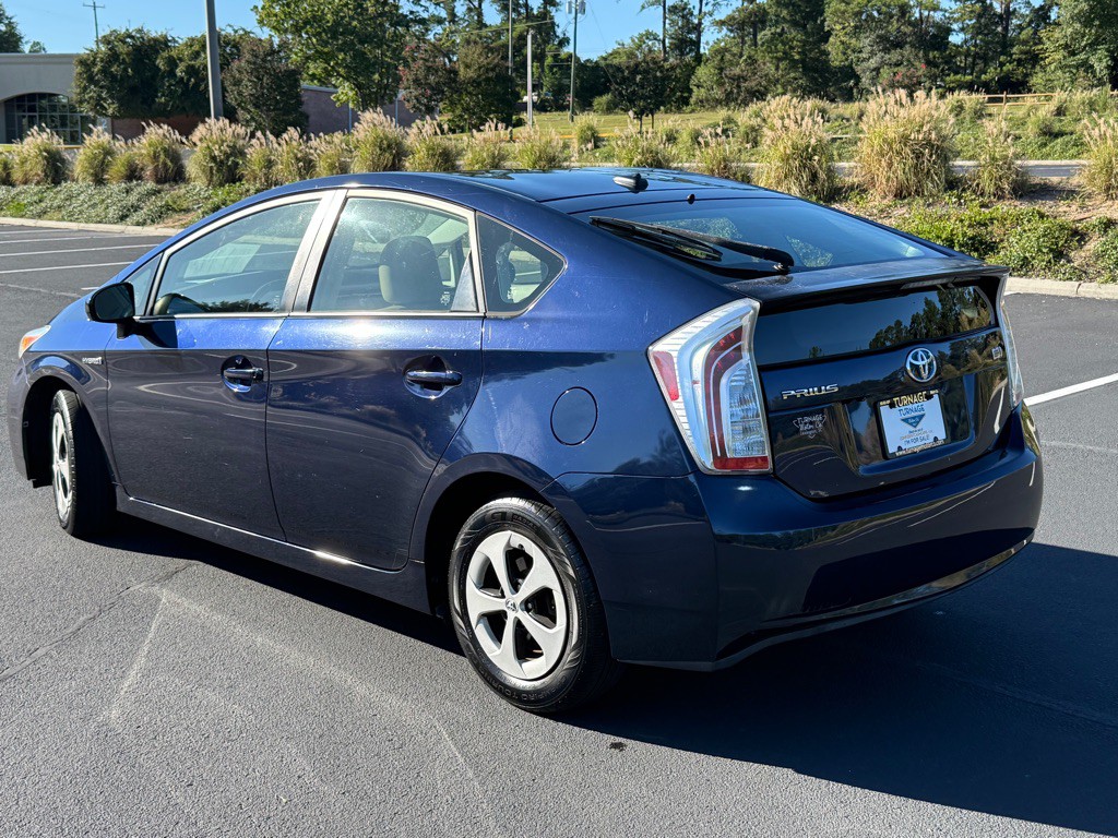 2012 Toyota Prius Image 9