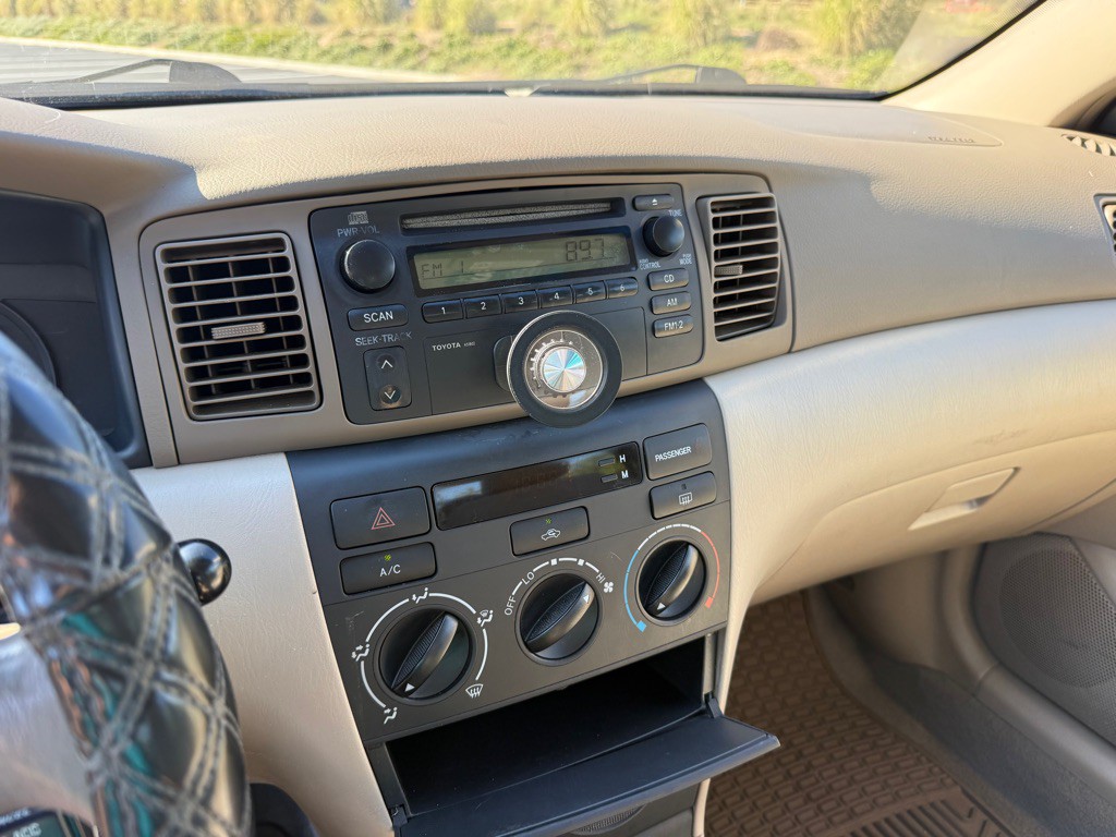 2004 Toyota Corolla Image 20
