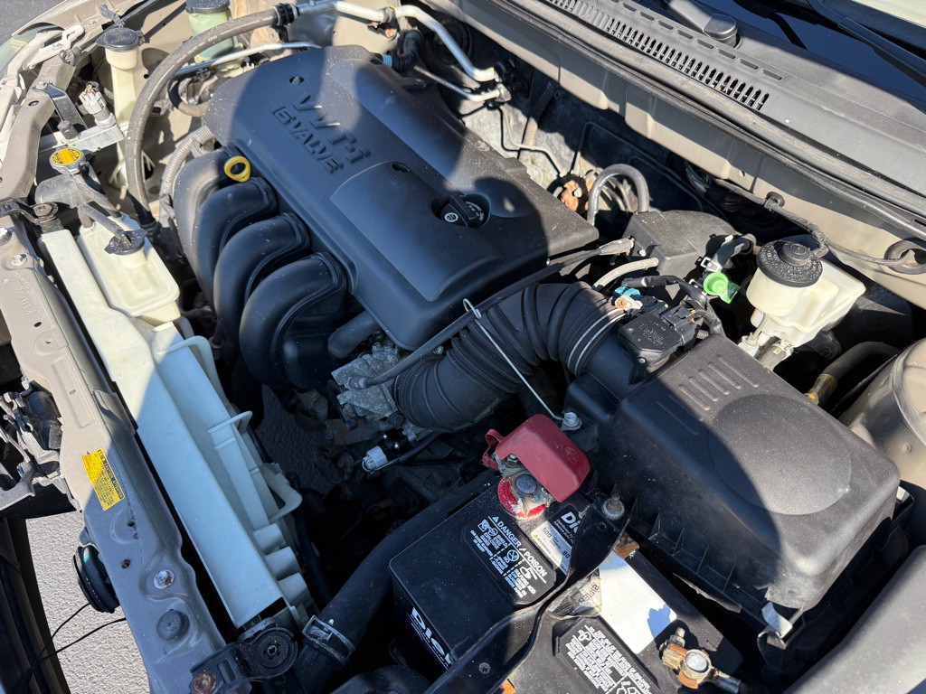 2004 Toyota Corolla Image 27