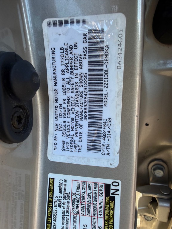 2004 Toyota Corolla Image 32
