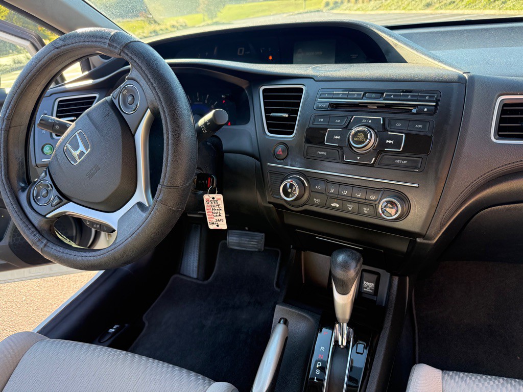 2014 Honda Civic Image 15