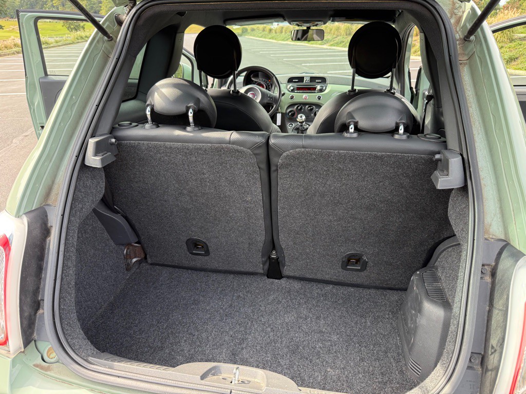 2012 FIAT 500 Image 19