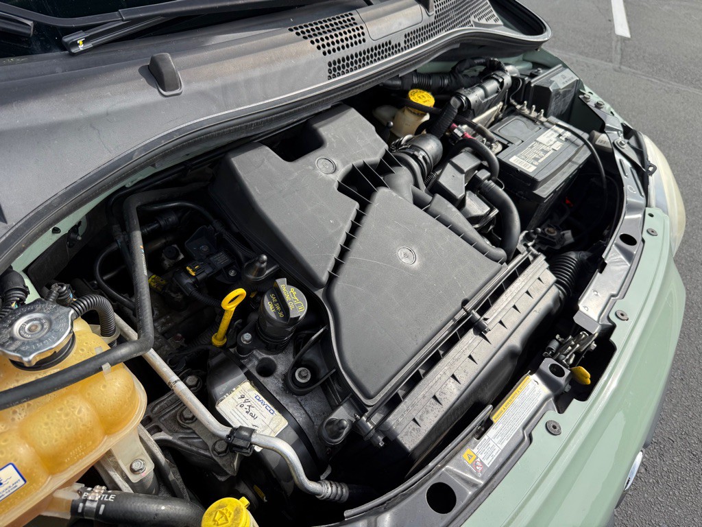 2012 FIAT 500 Image 21