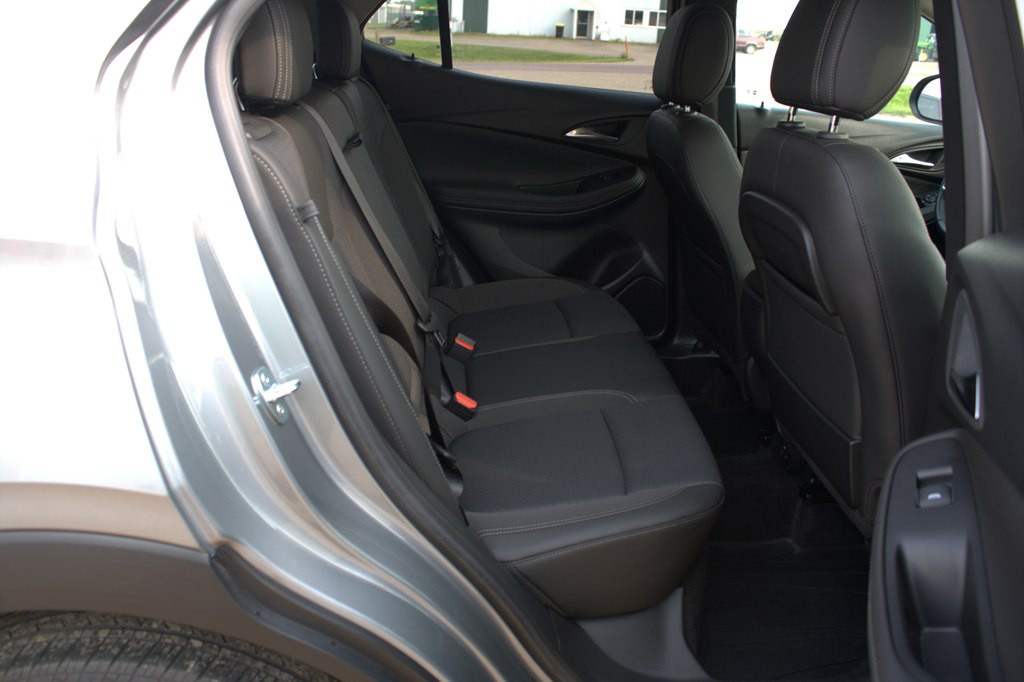 2023 Buick Enclave Image 9