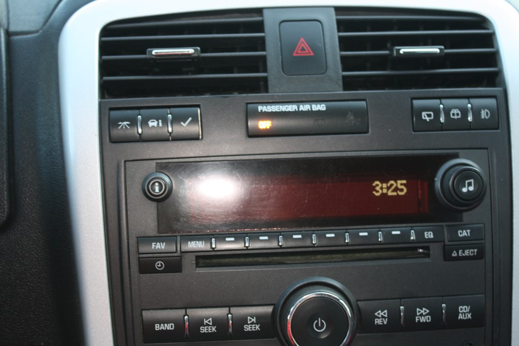2008 Pontiac Torrent Image 12
