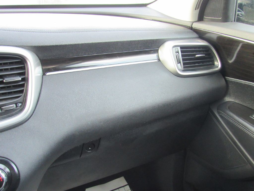 2020 Kia Sorento Image 16