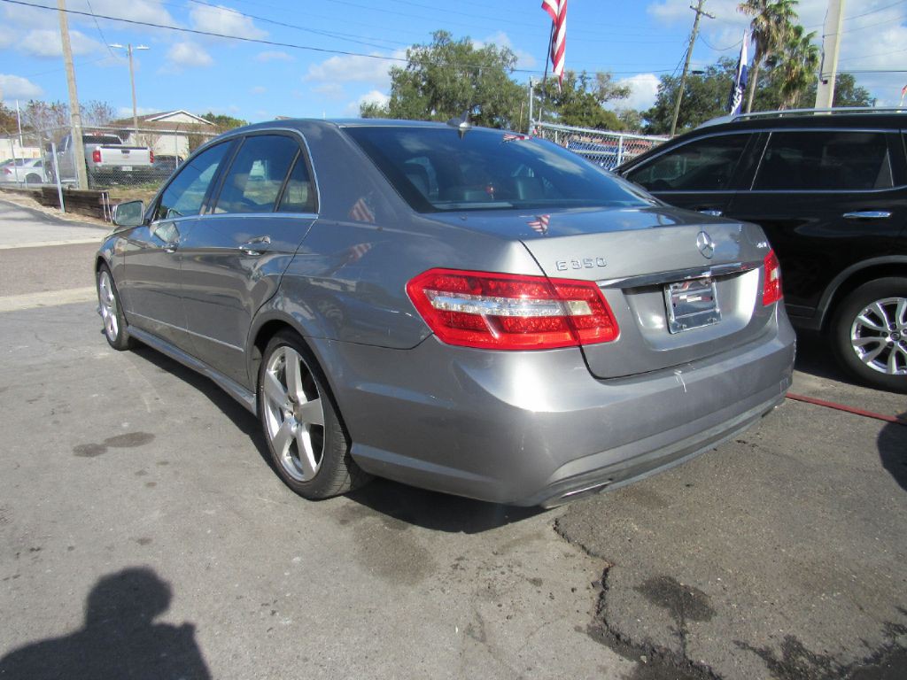 2011 Mercedes-Benz E-Class Image 8