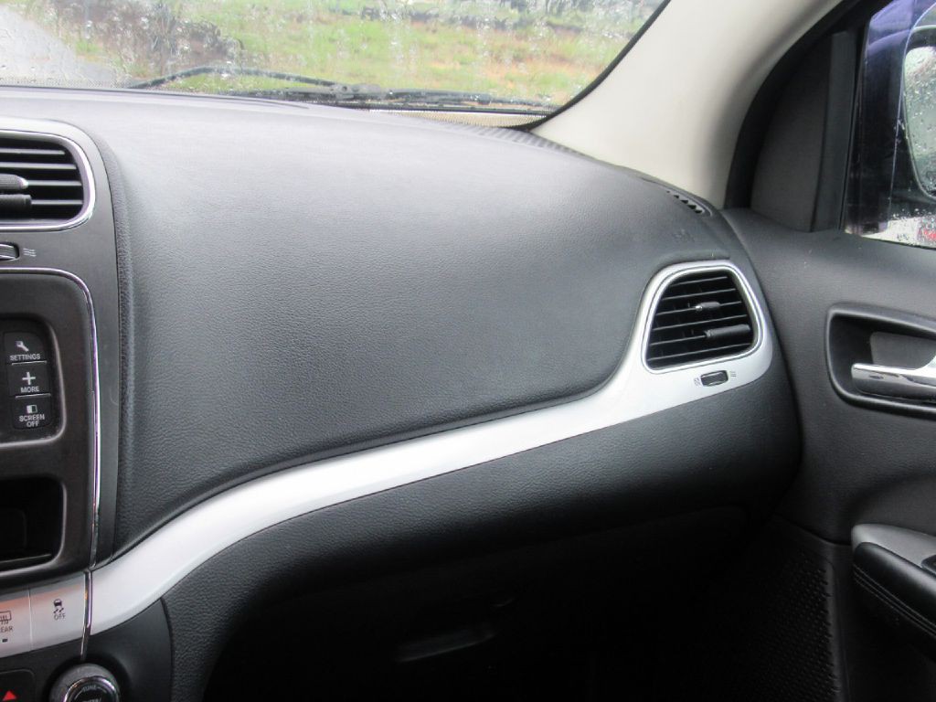 2013 Dodge Journey Image 12