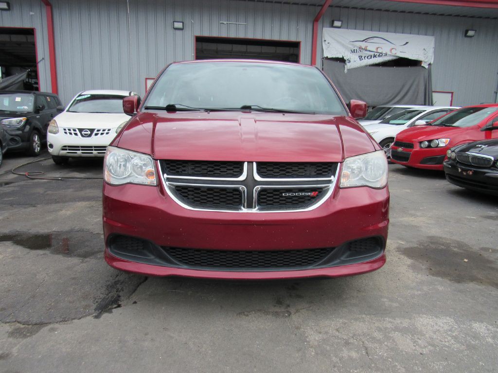 2015 Dodge Grand Caravan Image 2