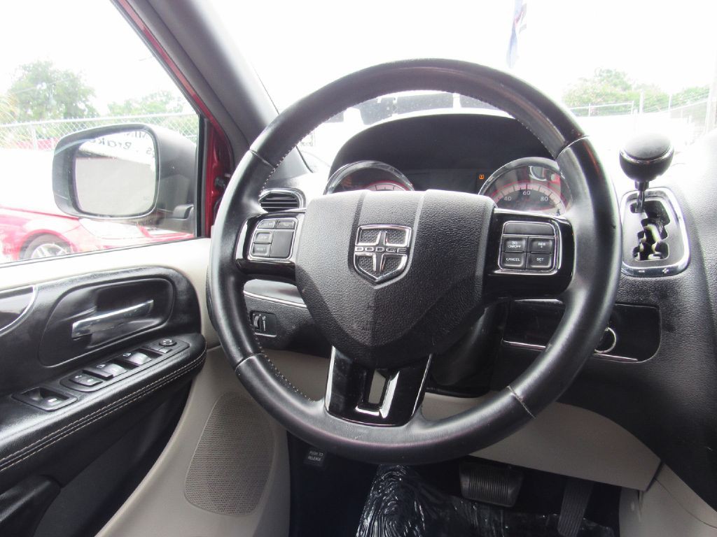 2015 Dodge Grand Caravan Image 15