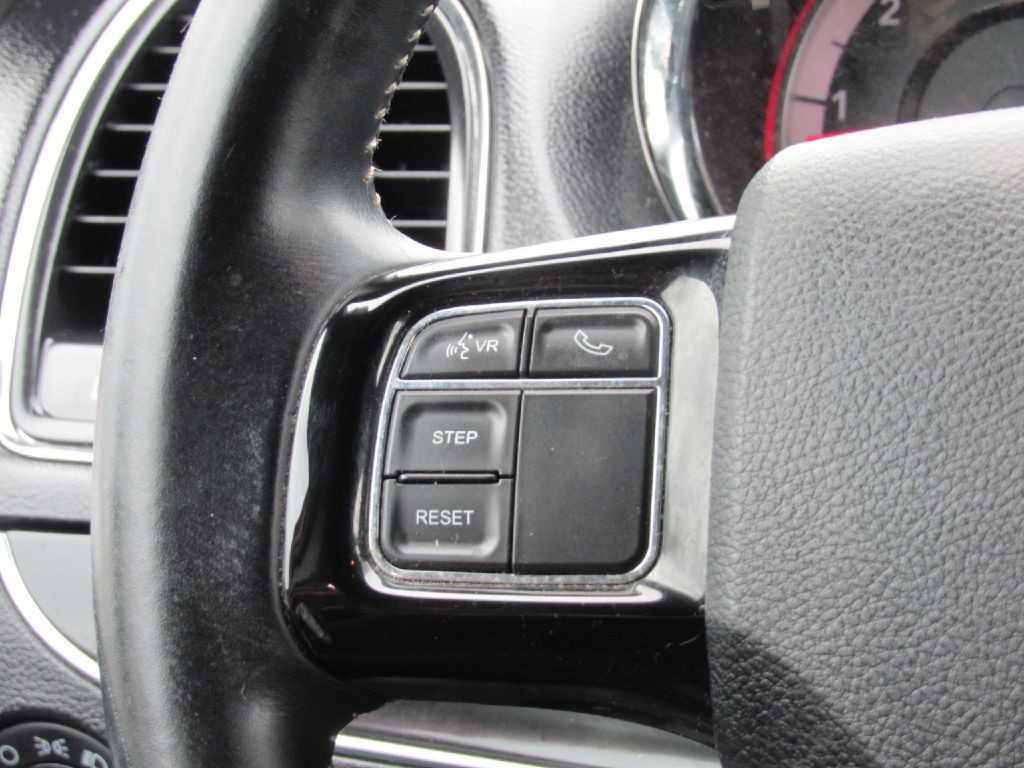 2015 Dodge Grand Caravan Image 16