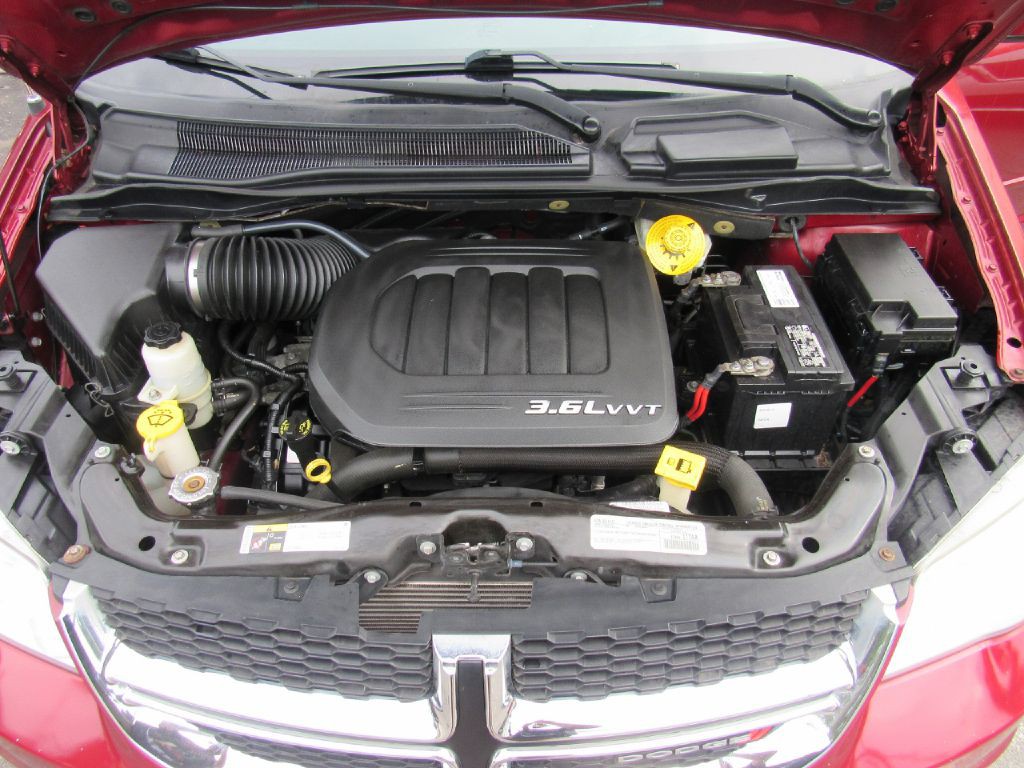 2015 Dodge Grand Caravan Image 20