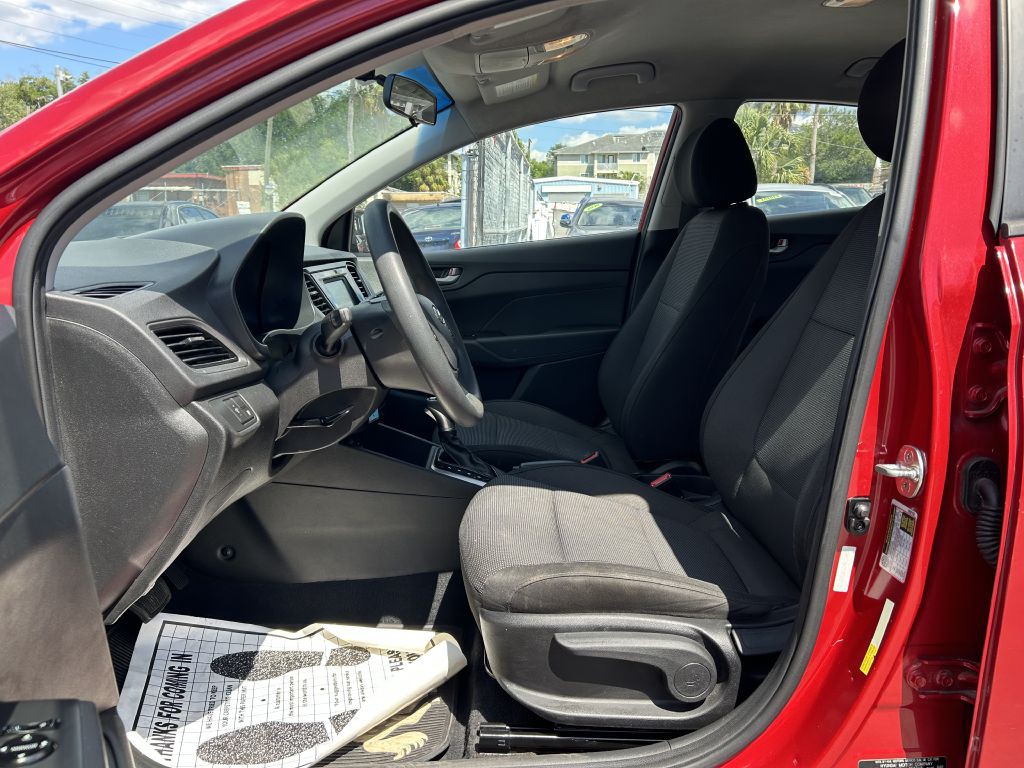 2018 Hyundai Accent Image 7