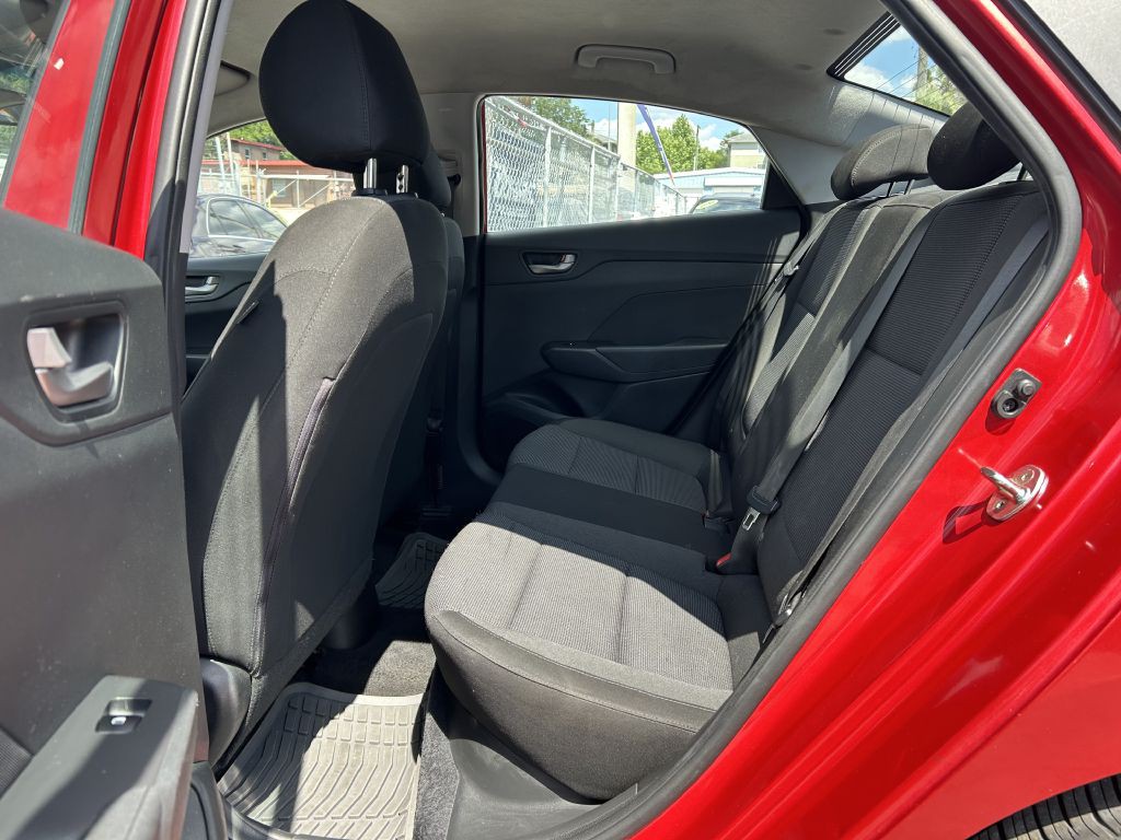 2018 Hyundai Accent Image 8