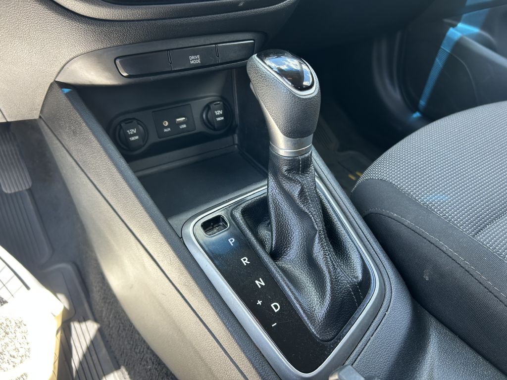2018 Hyundai Accent Image 18