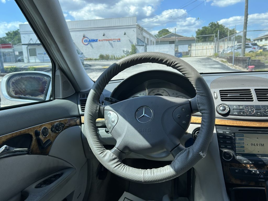 2006 Mercedes-Benz E-Class Image 14