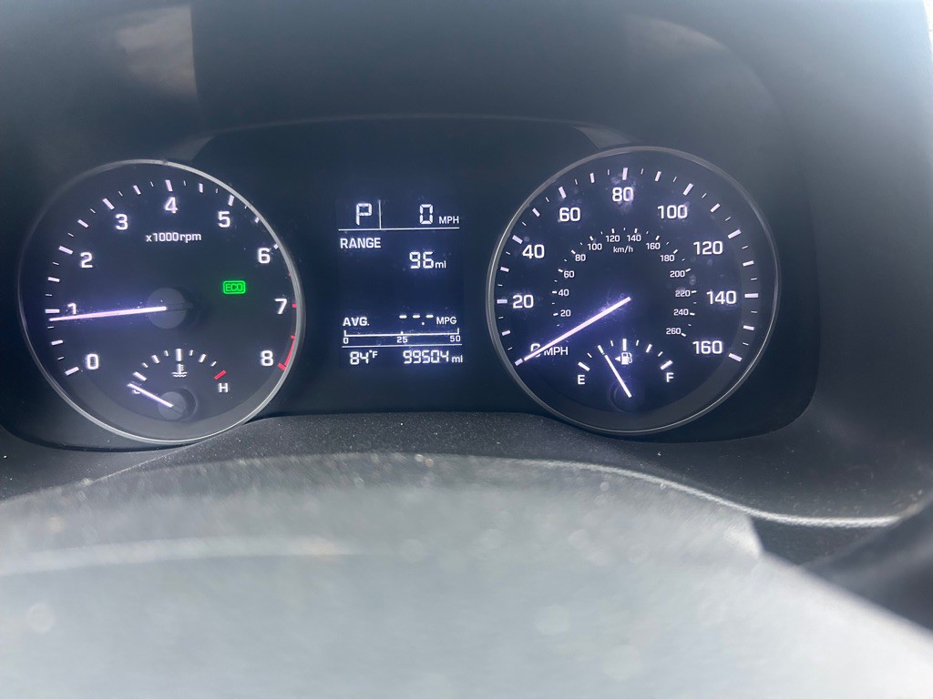 2017 Hyundai Elantra Image 11