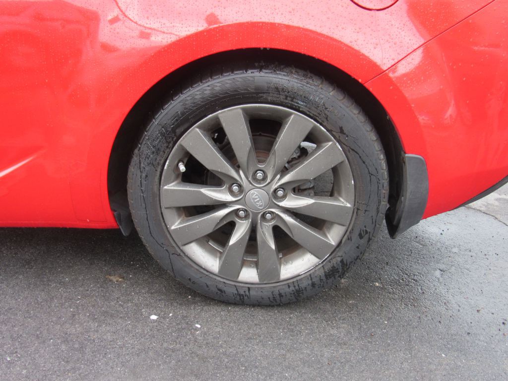 2012 Kia Forte Image 9