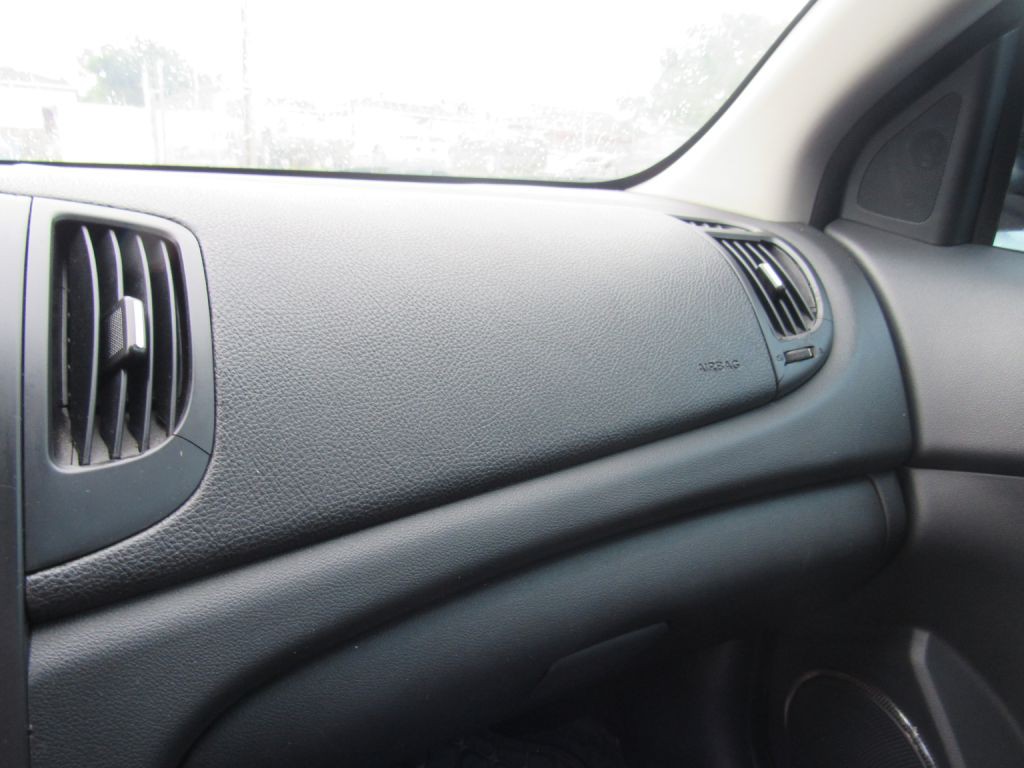 2012 Kia Forte Image 15