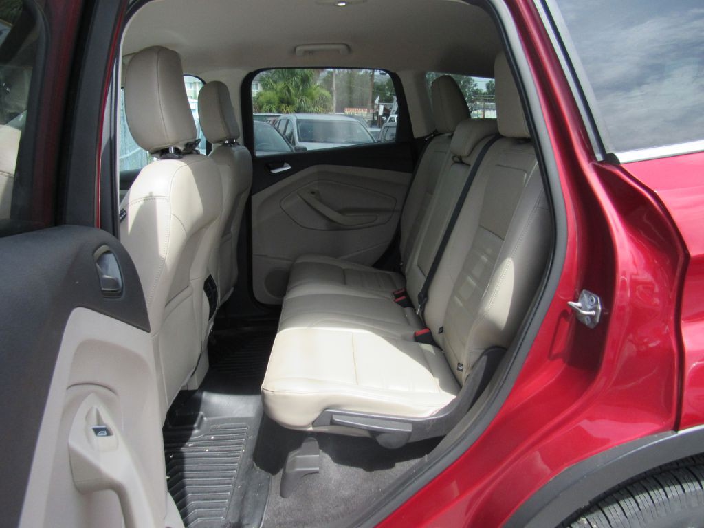2019 Ford Escape Image 10