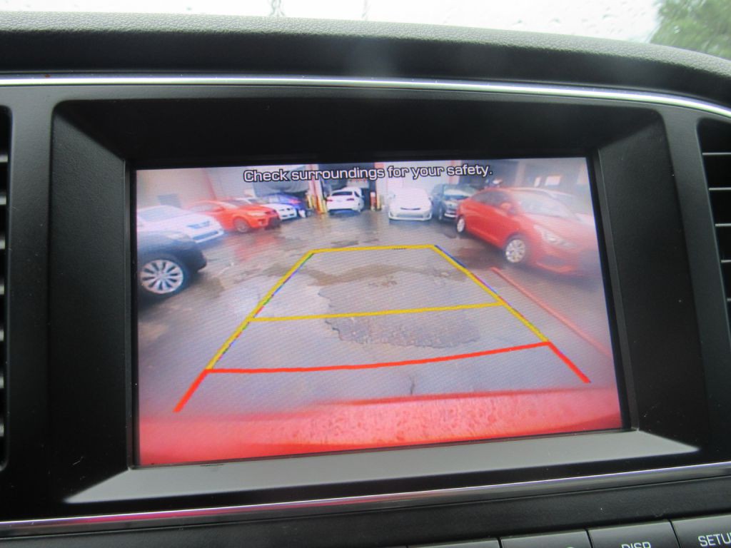 2017 Hyundai Elantra Image 17