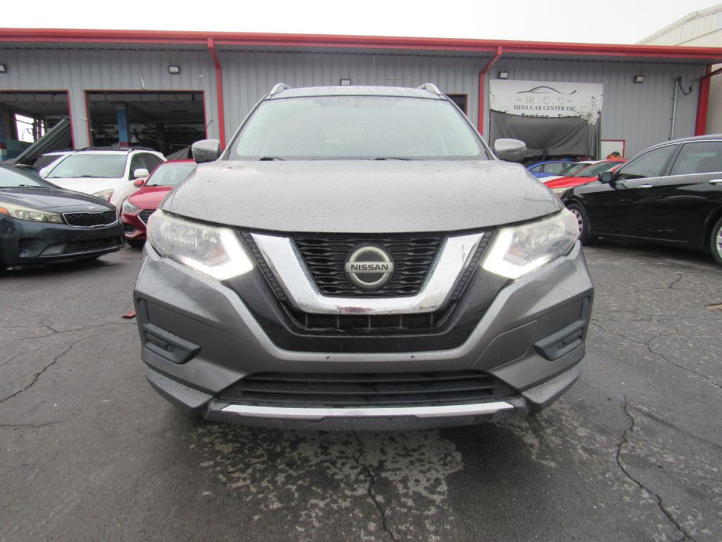 2018 Nissan Rogue Image 2