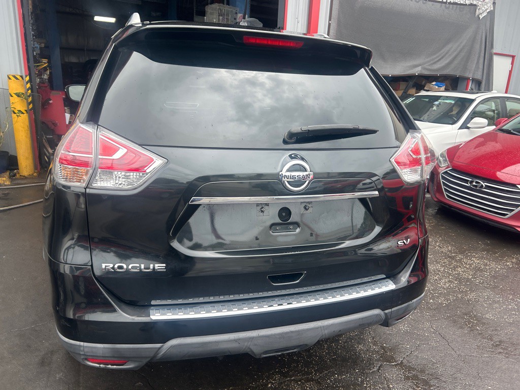 2016 Nissan Rogue Image 4