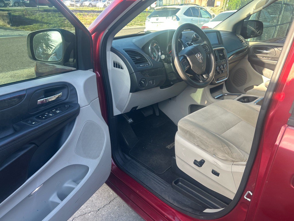 2015 Dodge Grand Caravan Image 6