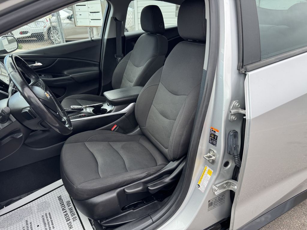 2019 Chevrolet Volt Image 12