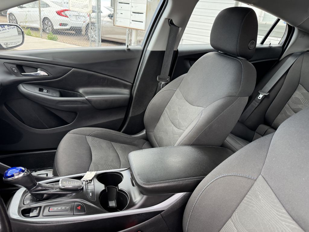 2019 Chevrolet Volt Image 13