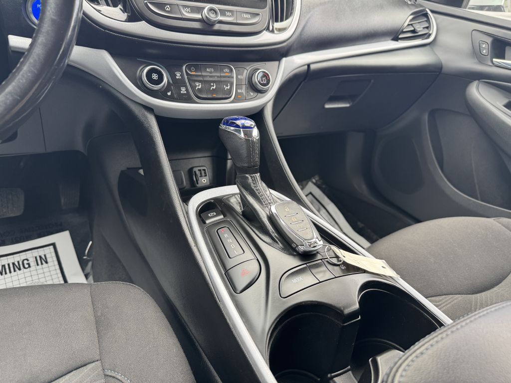 2019 Chevrolet Volt Image 19