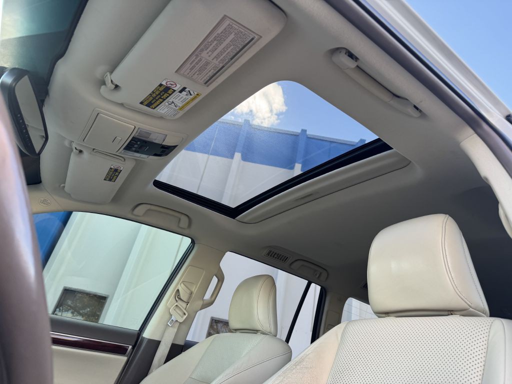 2013 Lexus GX 460 Image 16