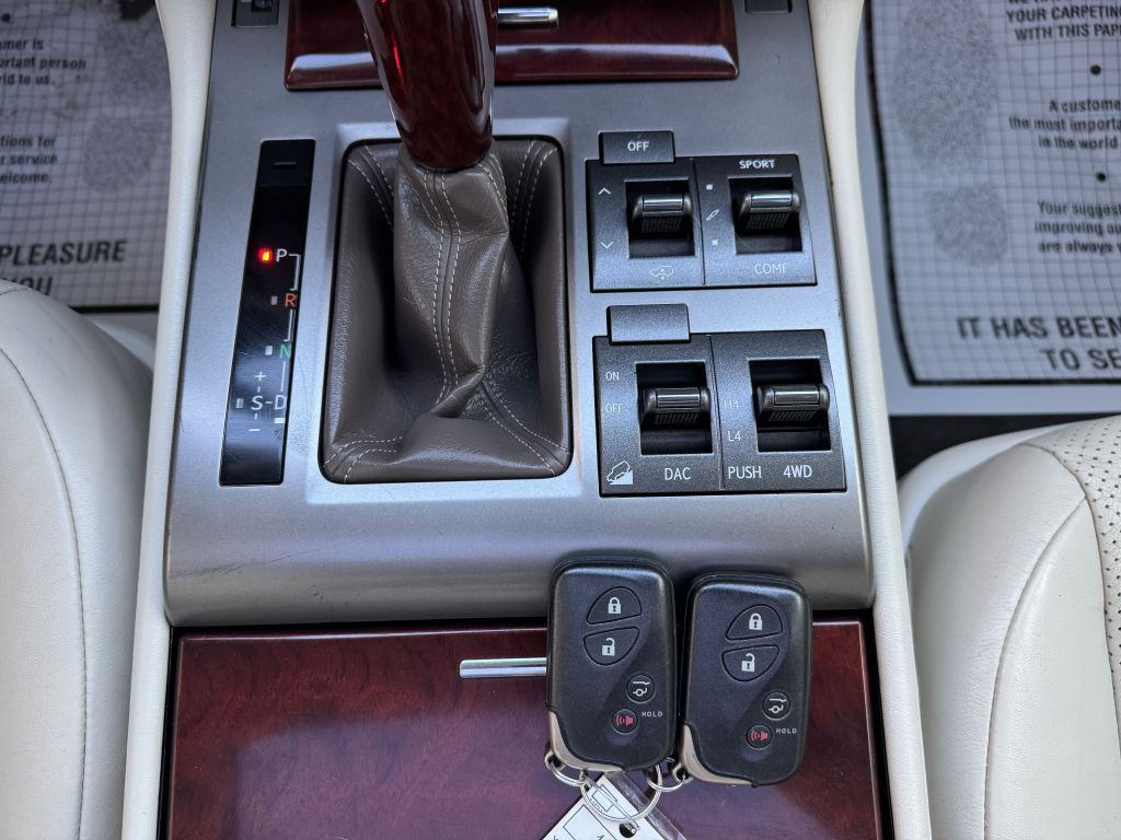 2013 Lexus GX 460 Image 25