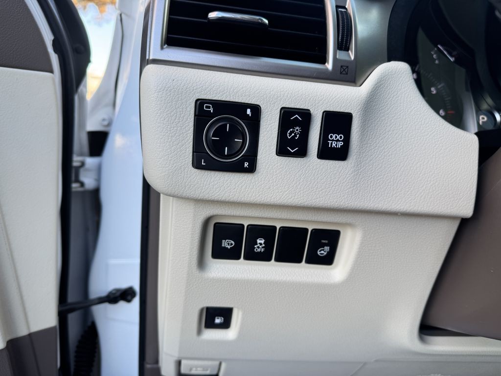 2013 Lexus GX 460 Image 28