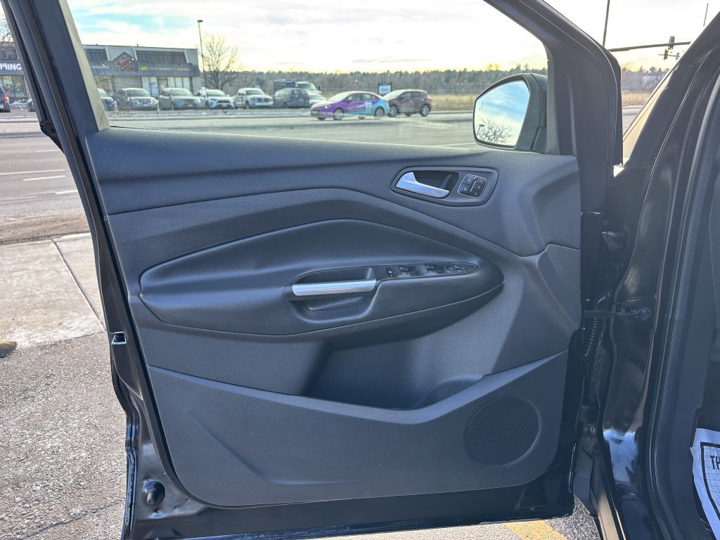 2017 Ford Escape Image 15