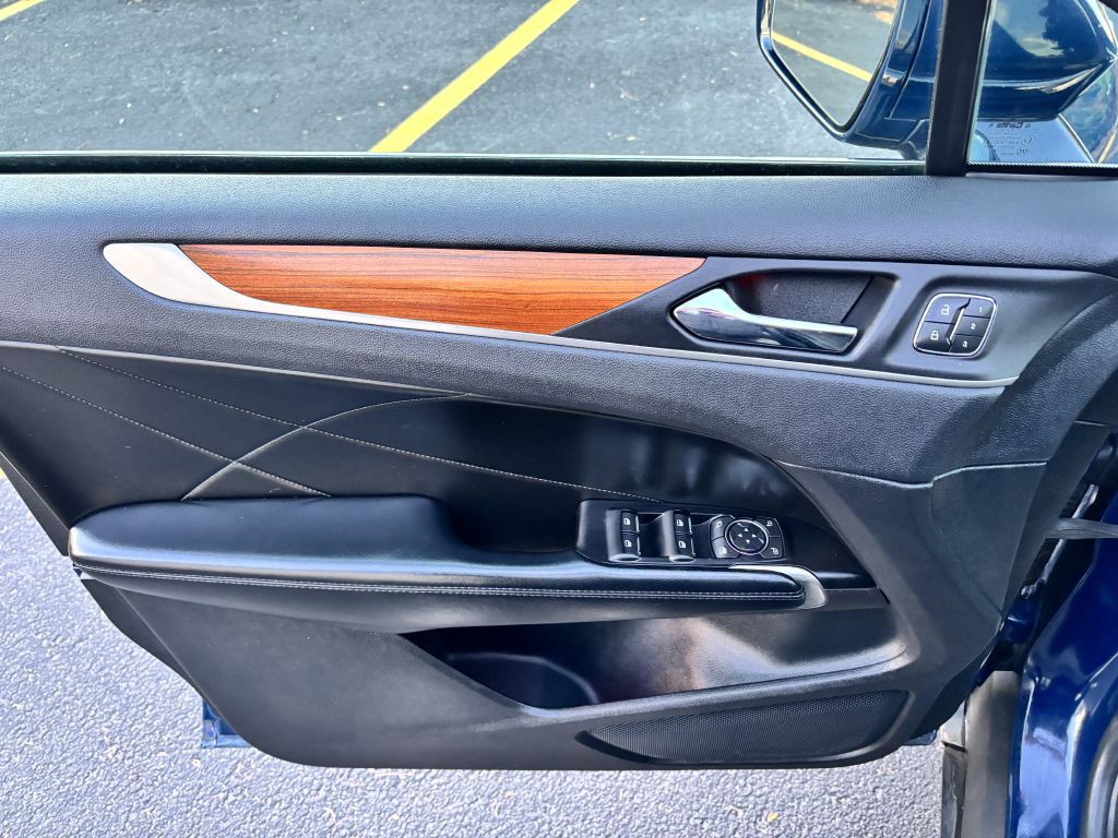 2019 Lincoln MKC Image 16