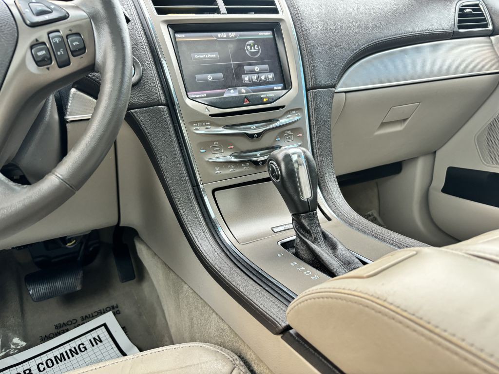 2012 Lincoln MKX Image 15