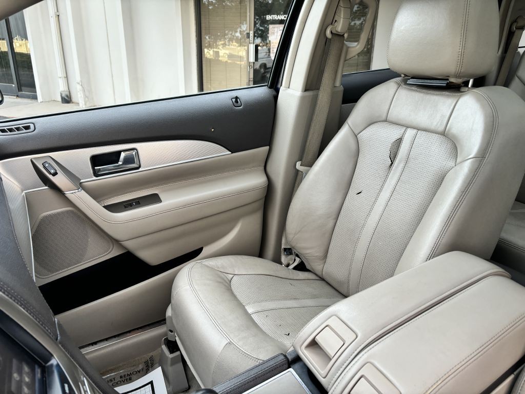 2012 Lincoln MKX Image 17