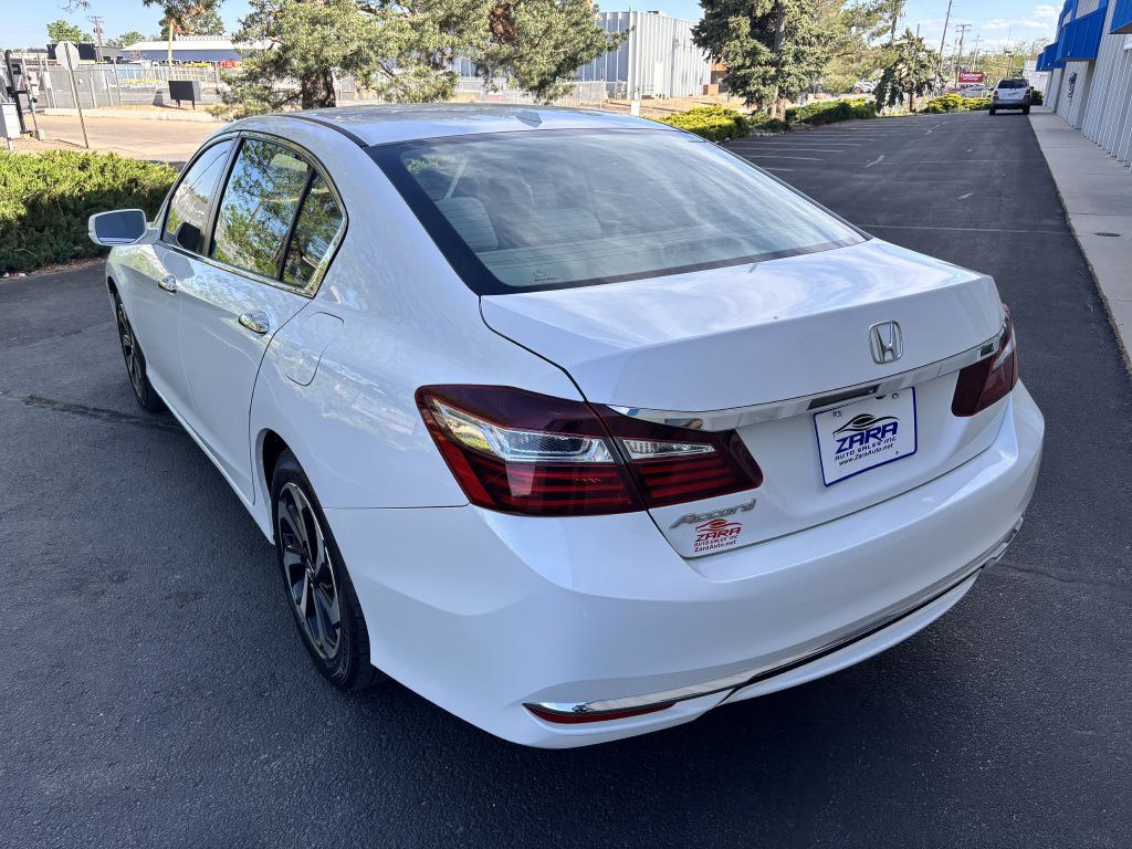 2017 Honda Accord Image 5
