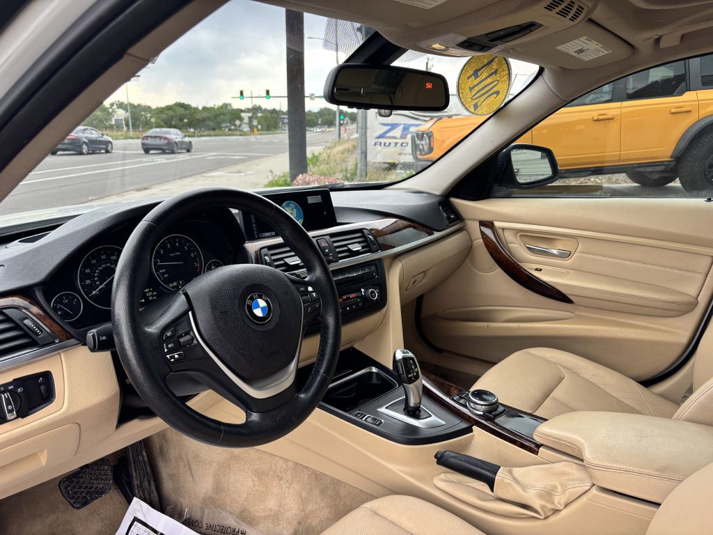 2014 BMW 3 Series Image 11