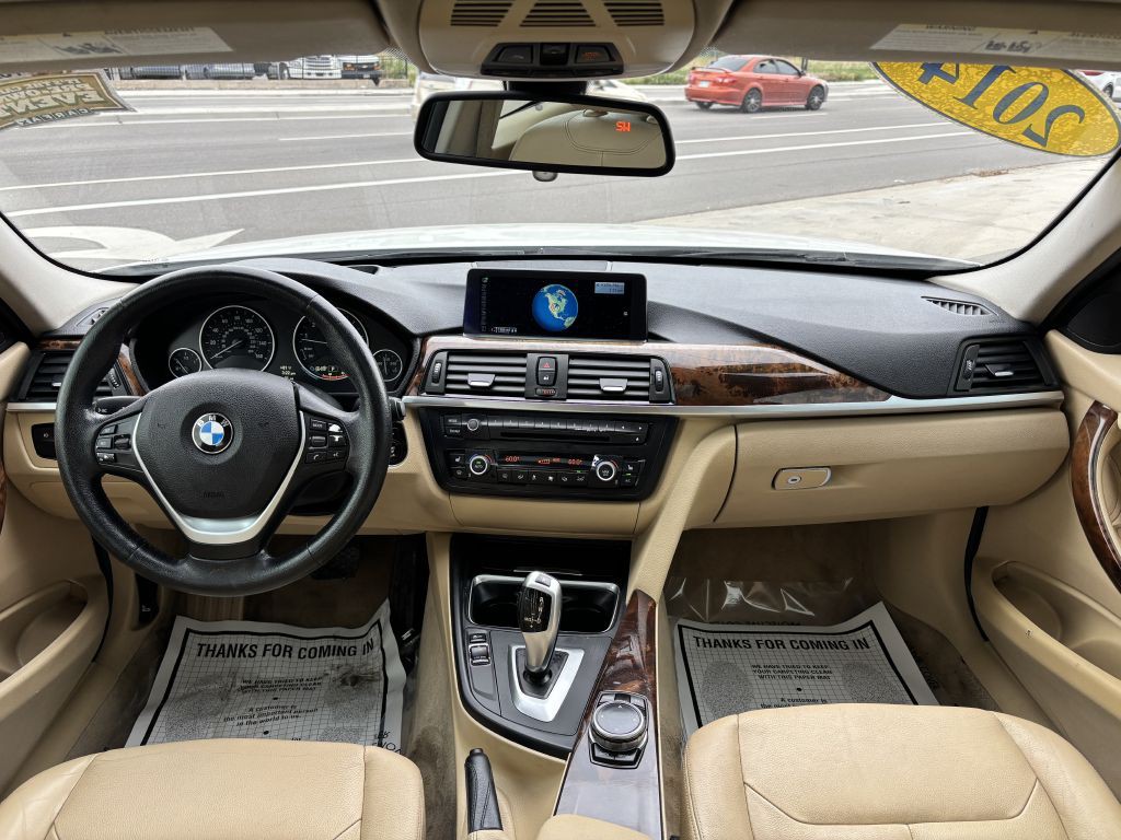 2014 BMW 3 Series Image 19