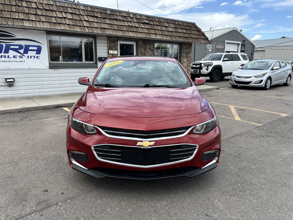 2016 Chevrolet Malibu Image 2