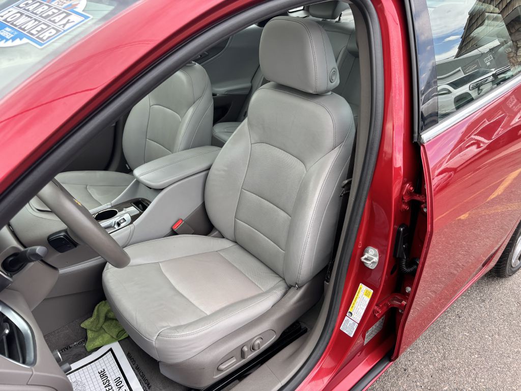 2016 Chevrolet Malibu Image 13