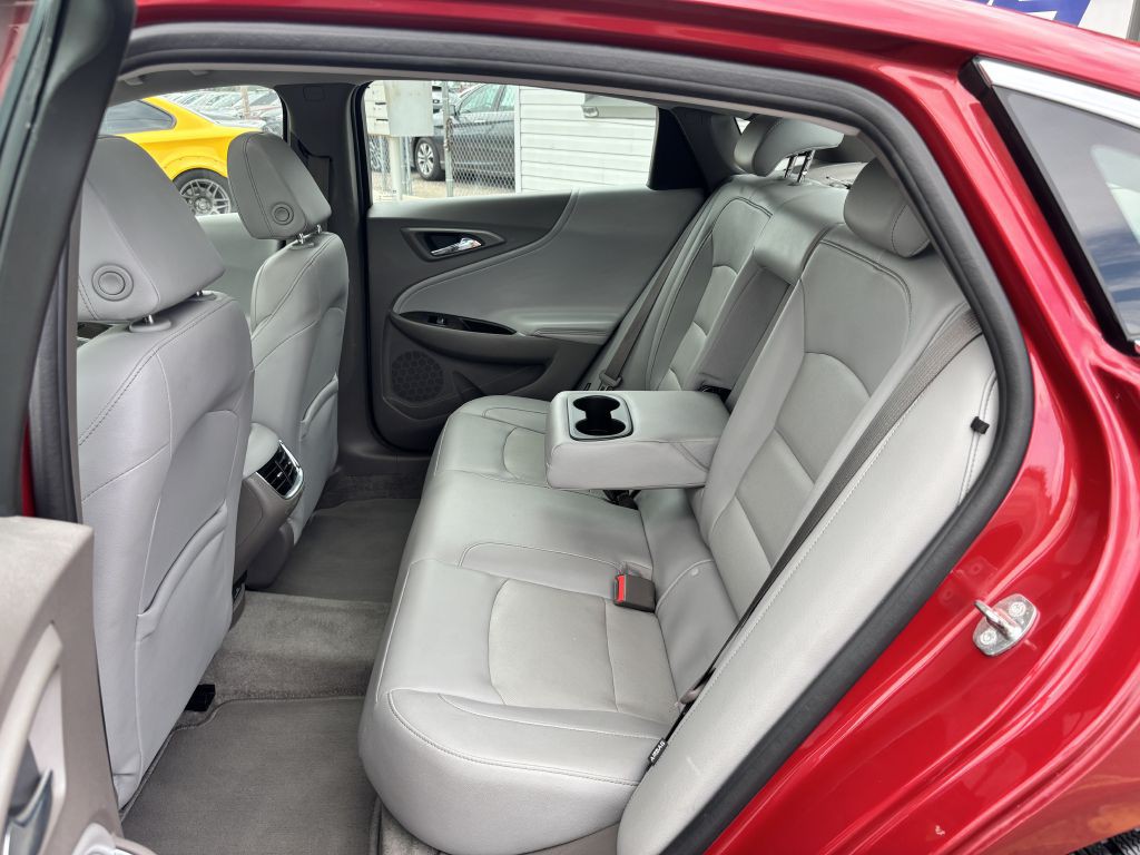 2016 Chevrolet Malibu Image 18