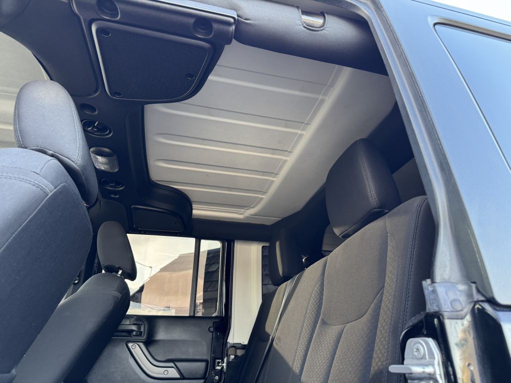 2018 Jeep Wrangler Image 18