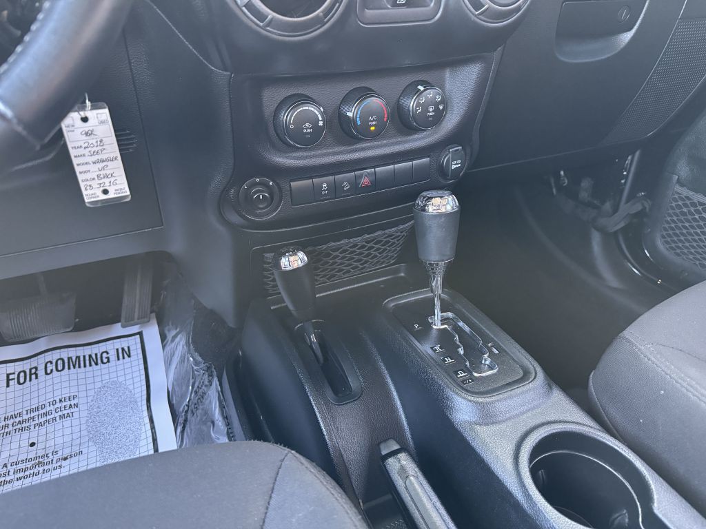 2018 Jeep Wrangler Image 21